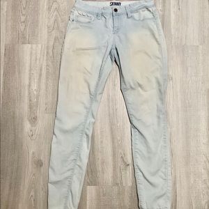 —SOLD— Beautiful Light Blue skinny jeans